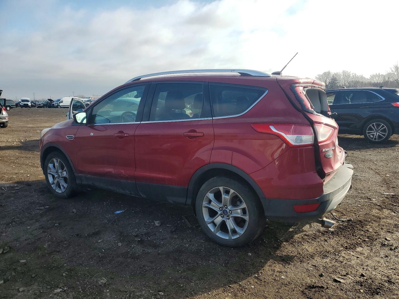 2015 FORD ESCAPE TITANIUM photo 4