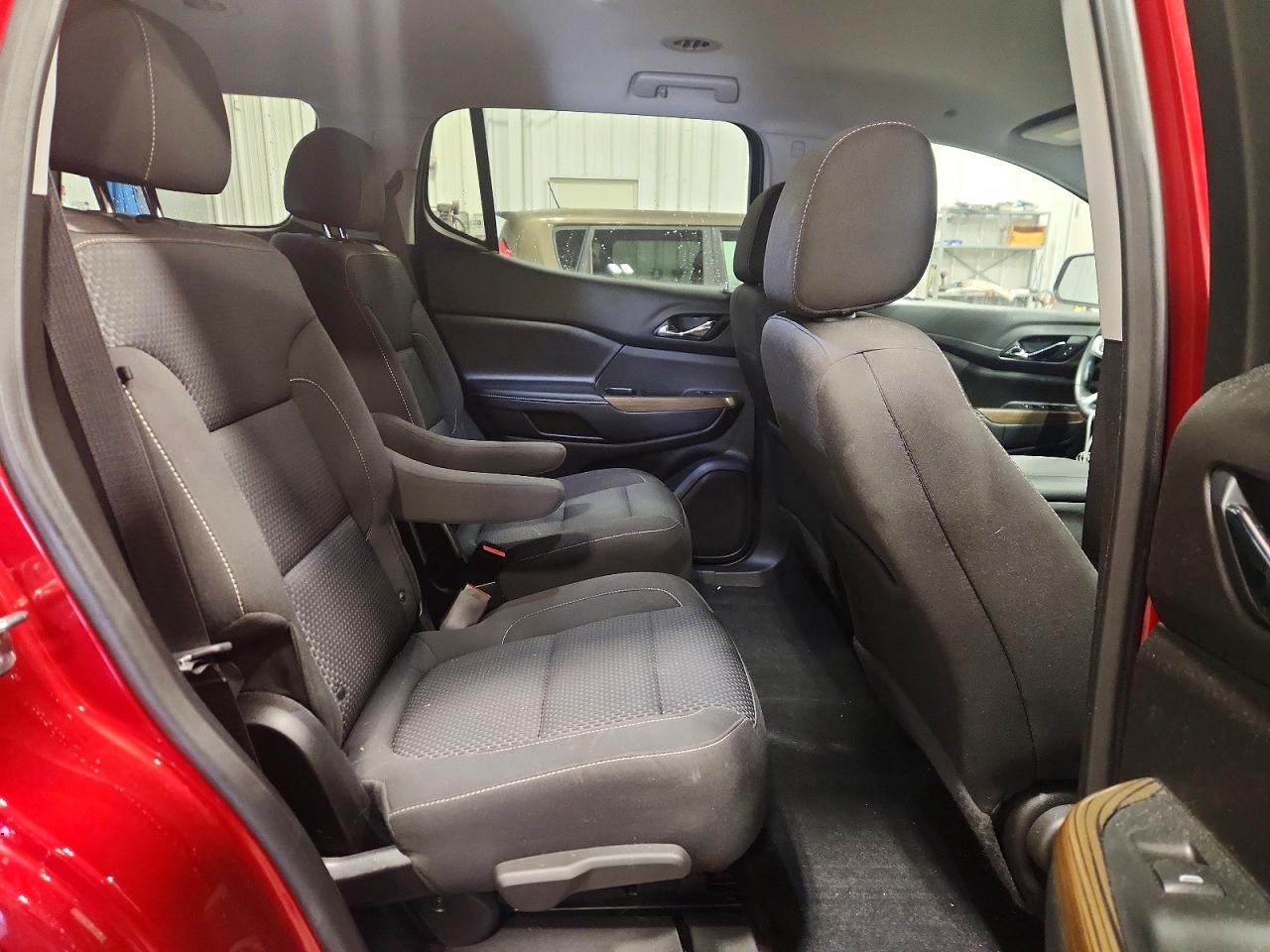 2021 GMC ACADIA SLE photo 31