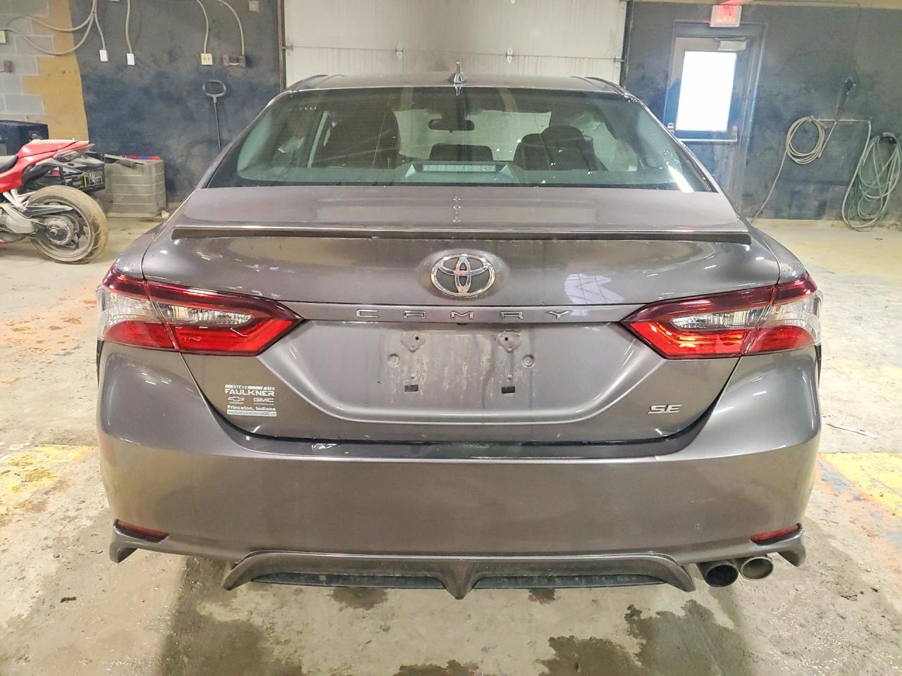 2022 TOYOTA CAMRY SE photo 16