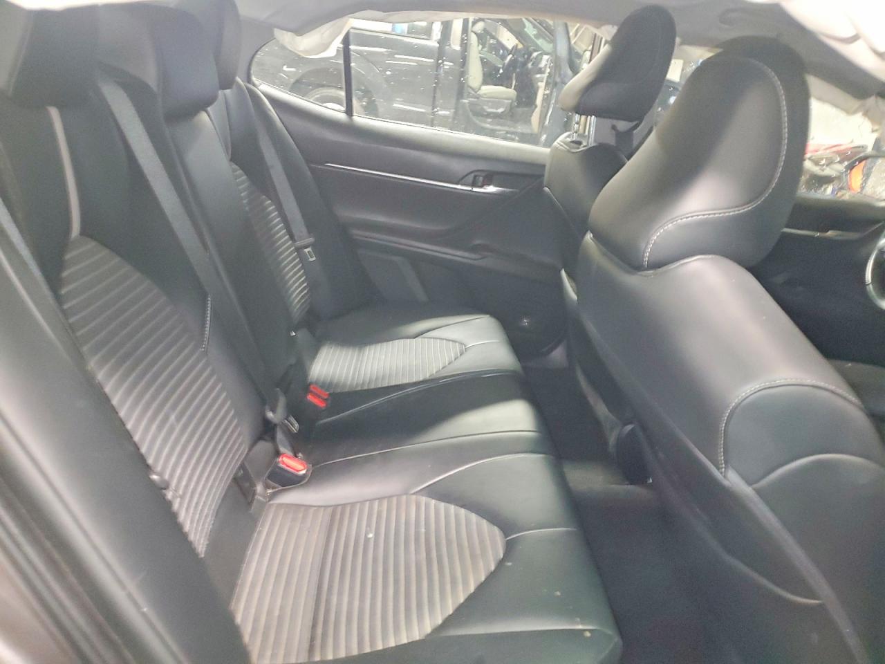 2022 TOYOTA CAMRY SE photo 28