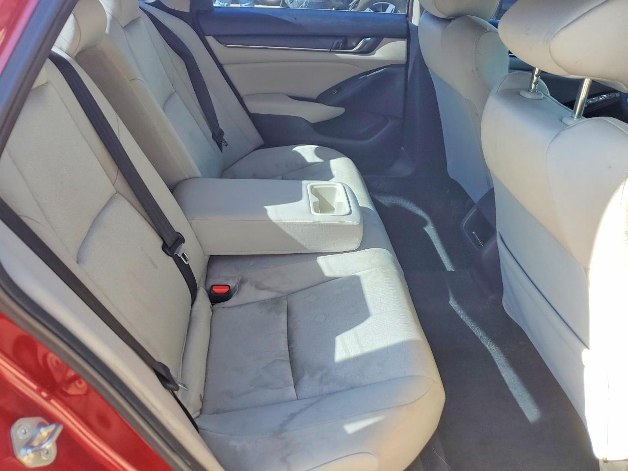 2020 HONDA ACCORD LX photo 19