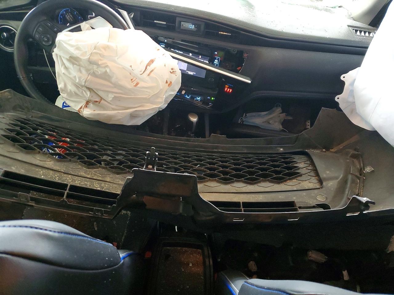 2018 TOYOTA COROLLA SE photo 8