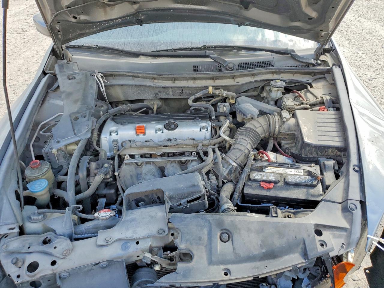 2011 HONDA ACCORD LX photo 11