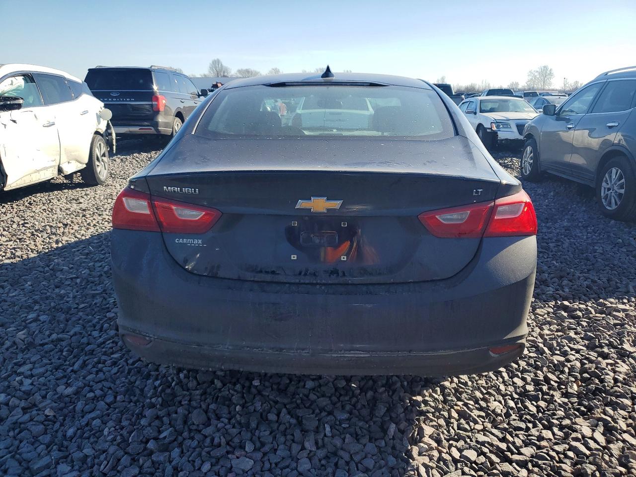 2017 CHEVROLET MALIBU LT photo 11