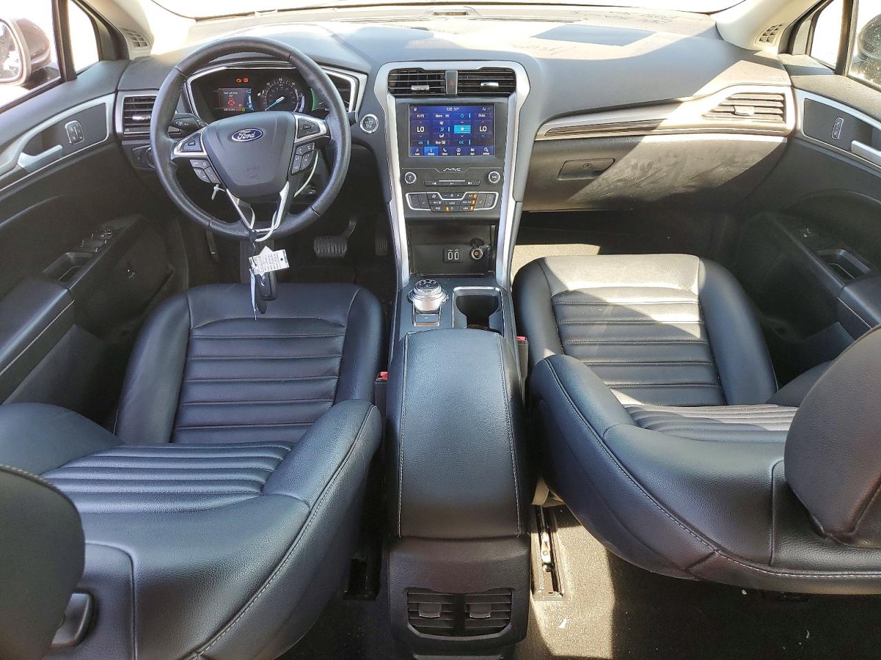 2020 FORD FUSION SEL photo 8