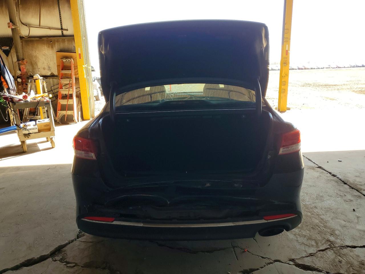2016 KIA OPTIMA LX photo 11