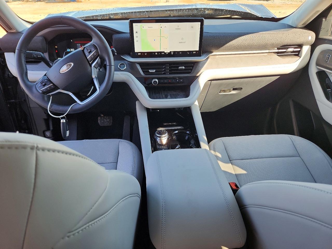 2025 FORD EXPLORER PLATINUM photo 15