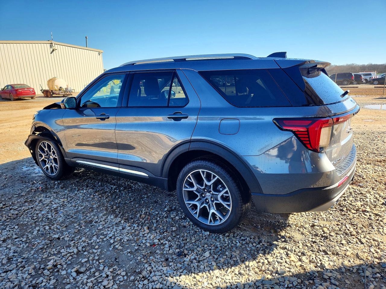2025 FORD EXPLORER PLATINUM photo 3