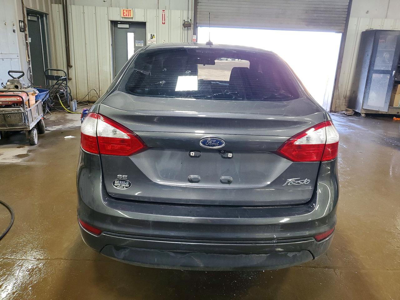 2019 FORD FIESTA SE photo 16