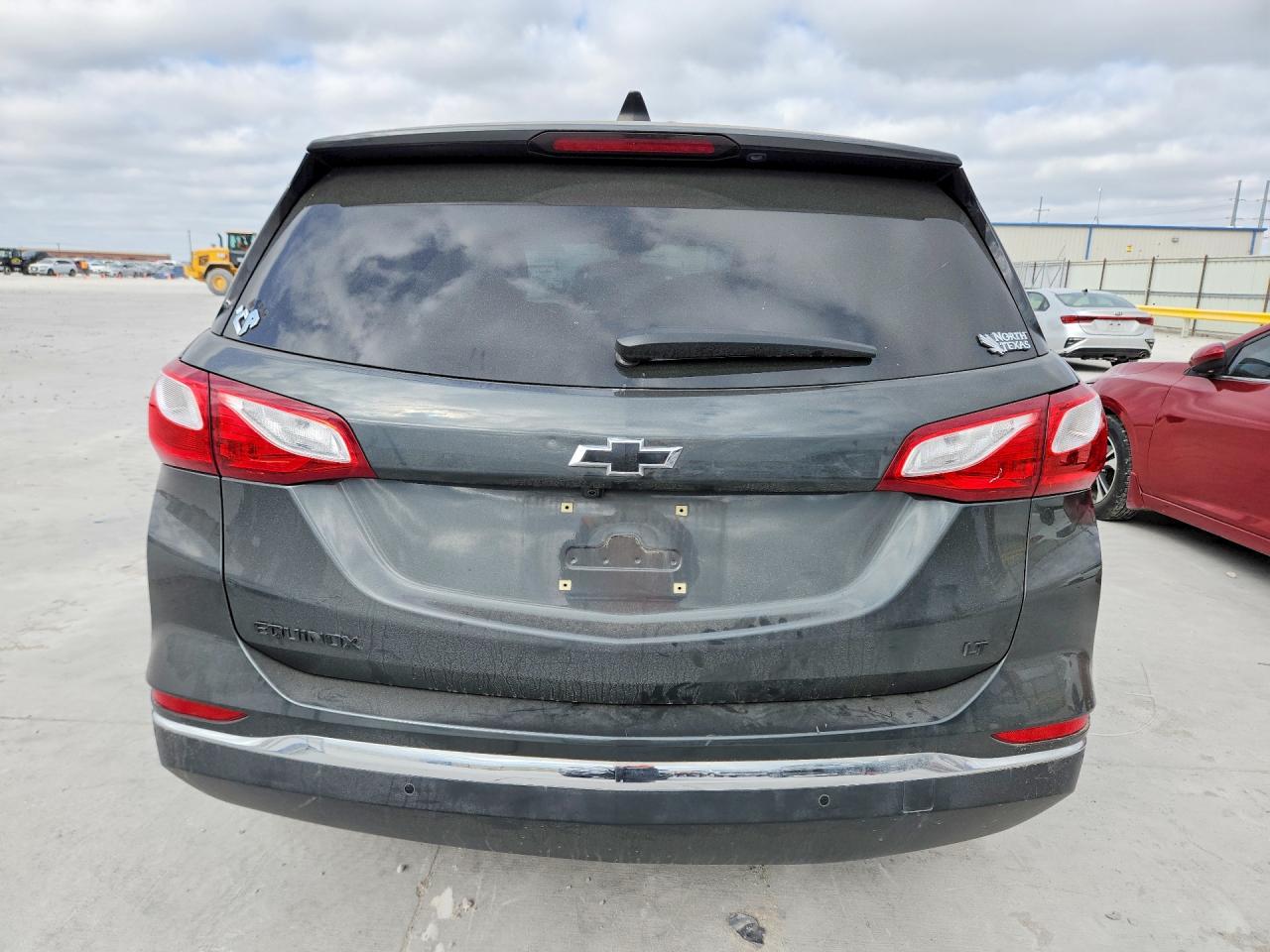 2020 CHEVROLET EQUINOX LT photo 11