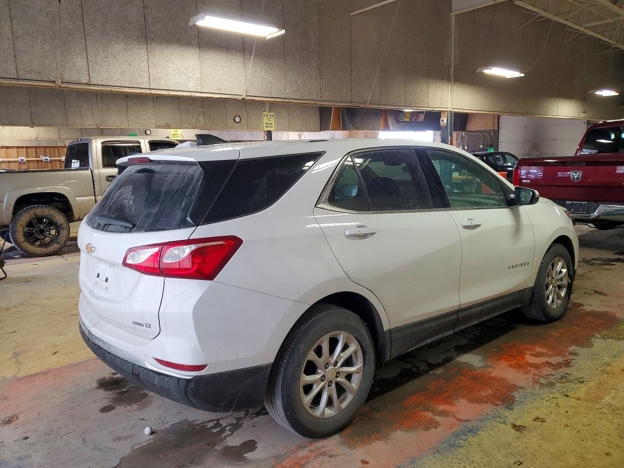 2018 CHEVROLET EQUINOX LT photo 3