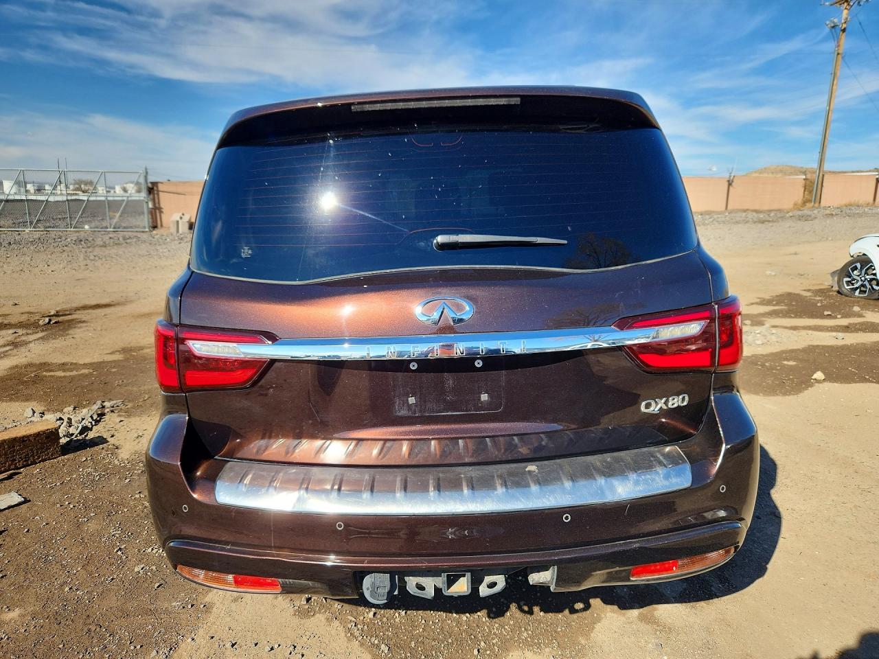 2018 INFINITI QX80 BASE photo 16
