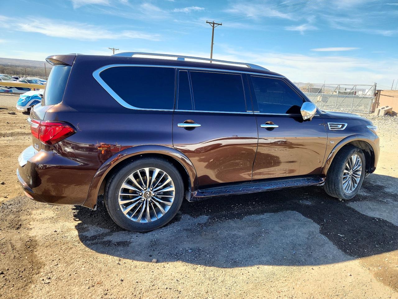 2018 INFINITI QX80 BASE photo 7