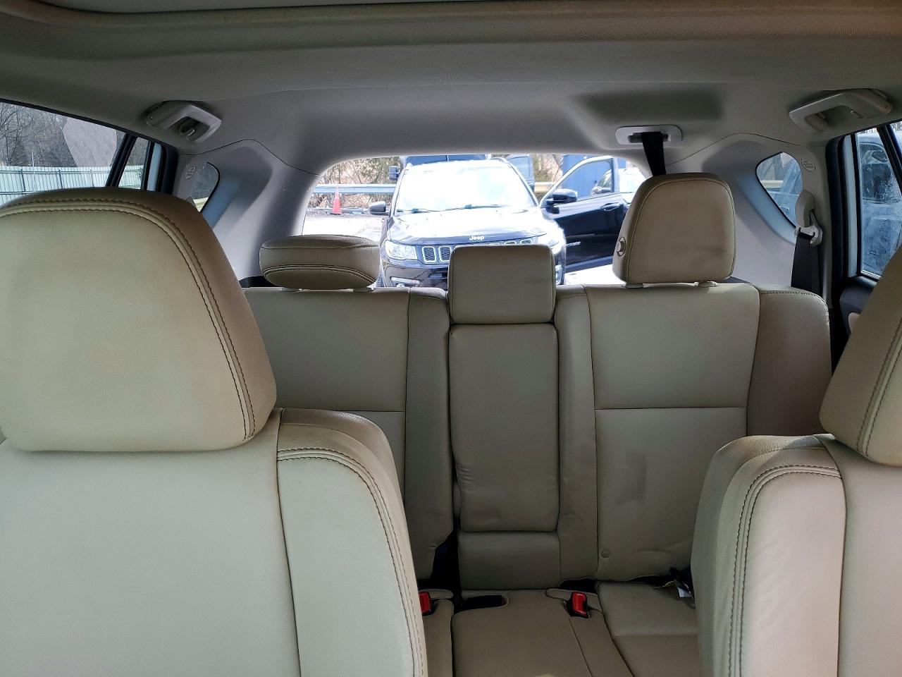 2015 TOYOTA RAV4 LIMITED photo 19
