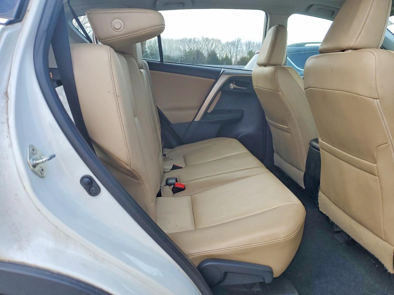 2015 TOYOTA RAV4 LIMITED photo 21