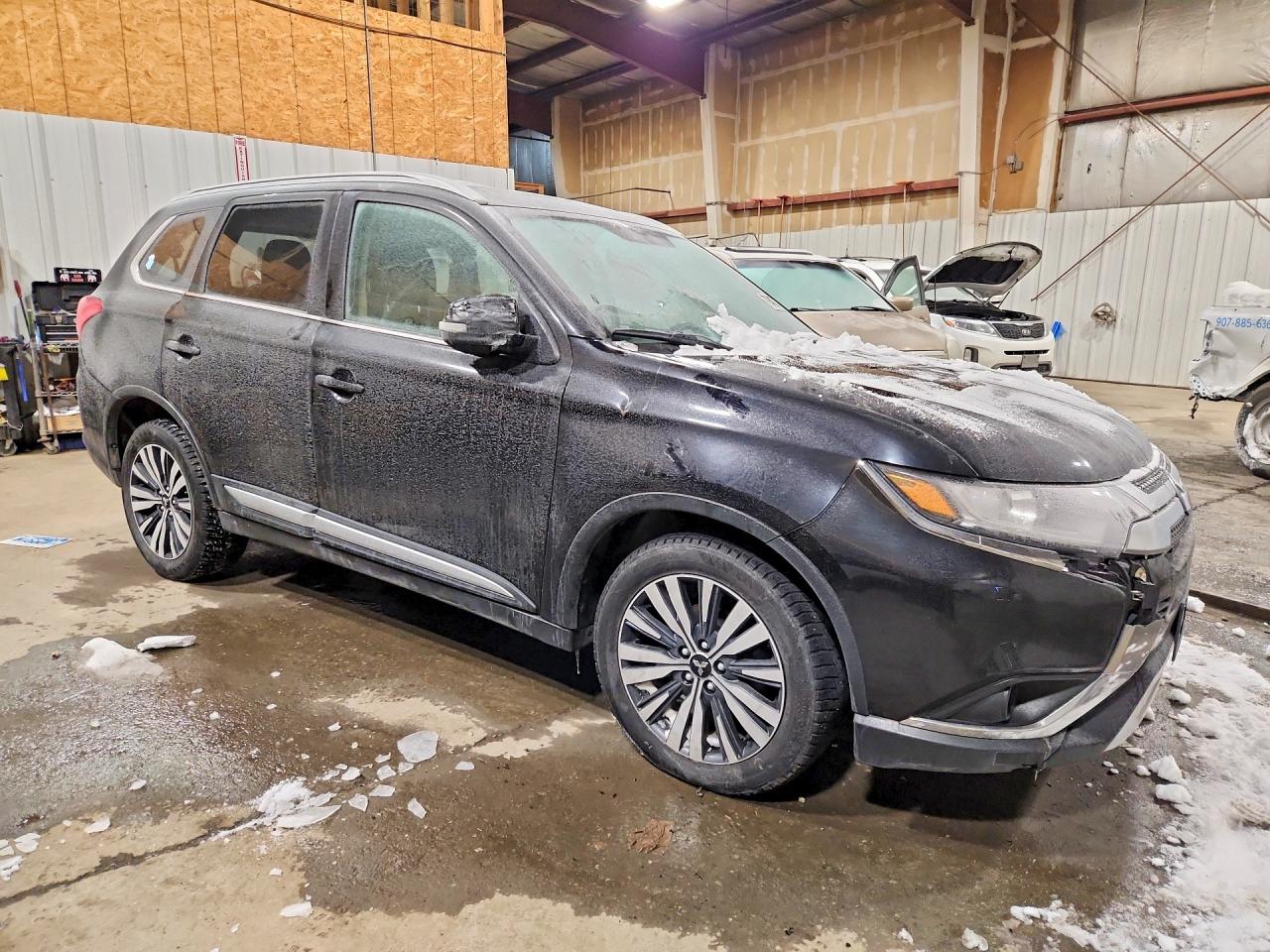 2019 MITSUBISHI OUTLANDER SE photo 10