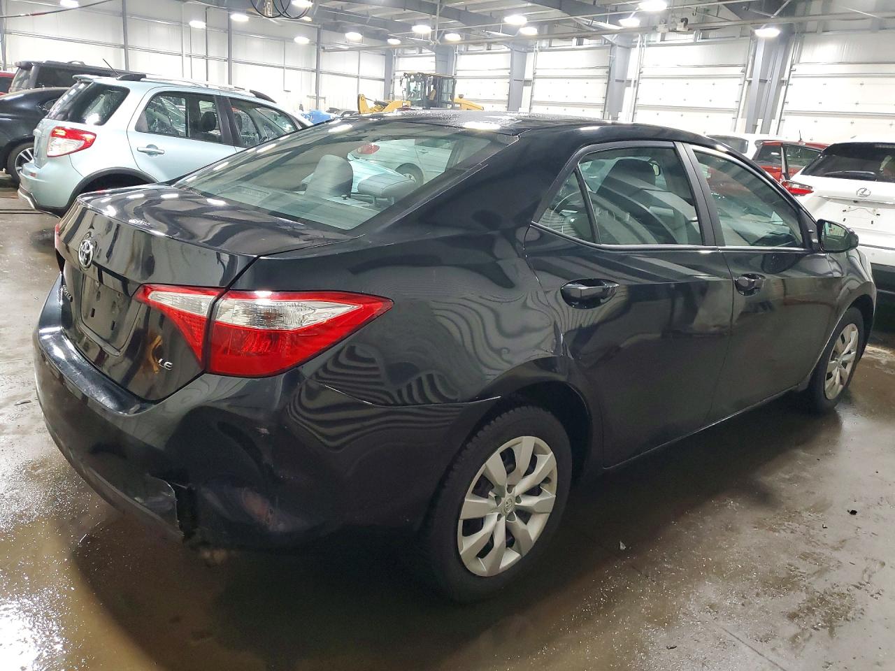2014 TOYOTA COROLLA LE photo 3