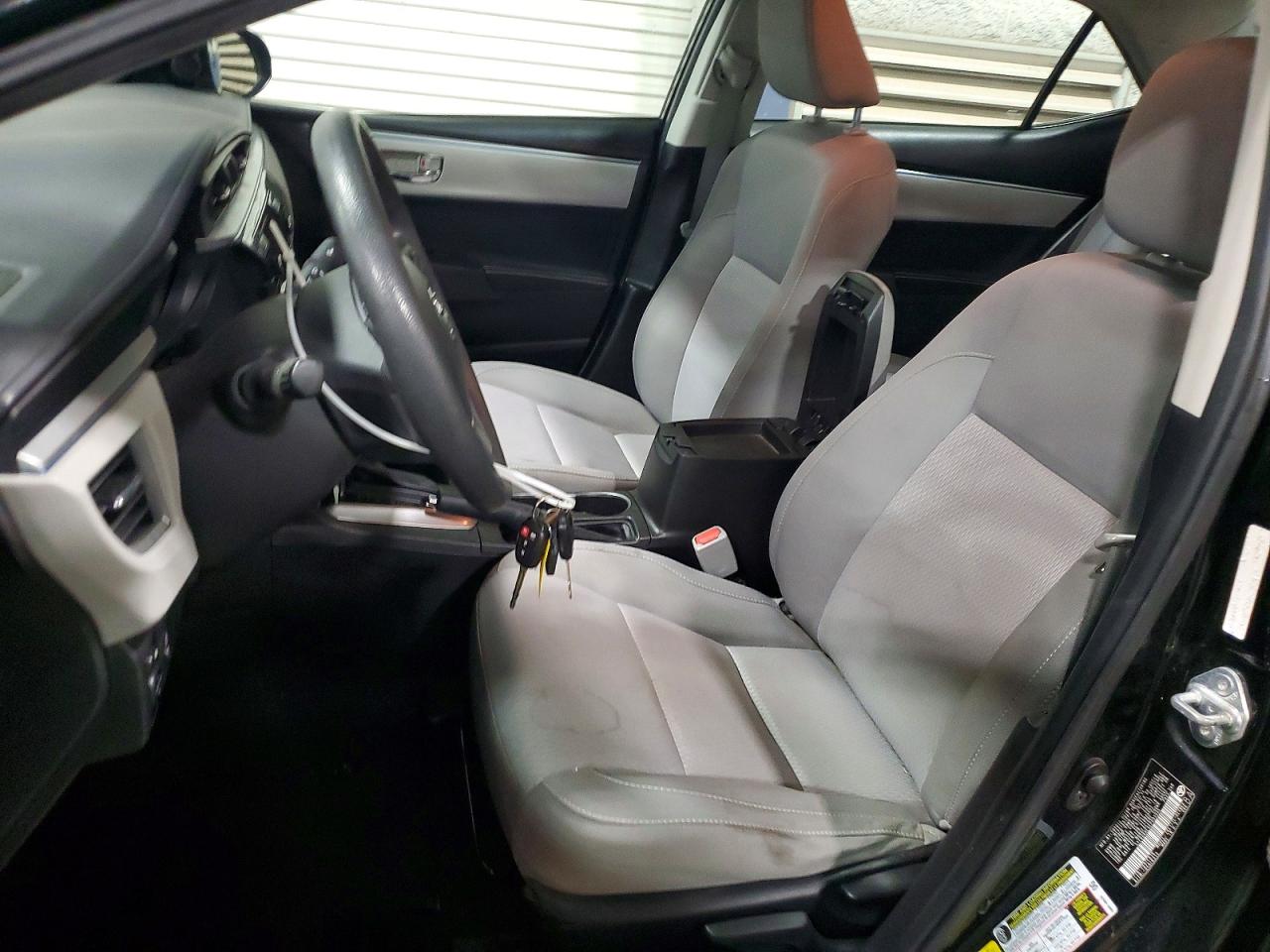 2014 TOYOTA COROLLA LE photo 7