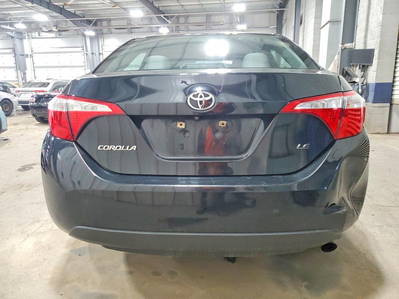 2014 TOYOTA COROLLA LE photo 6