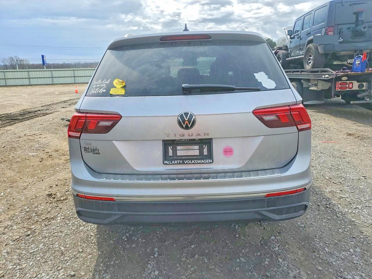 2024 VOLKSWAGEN TIGUAN SE photo 11