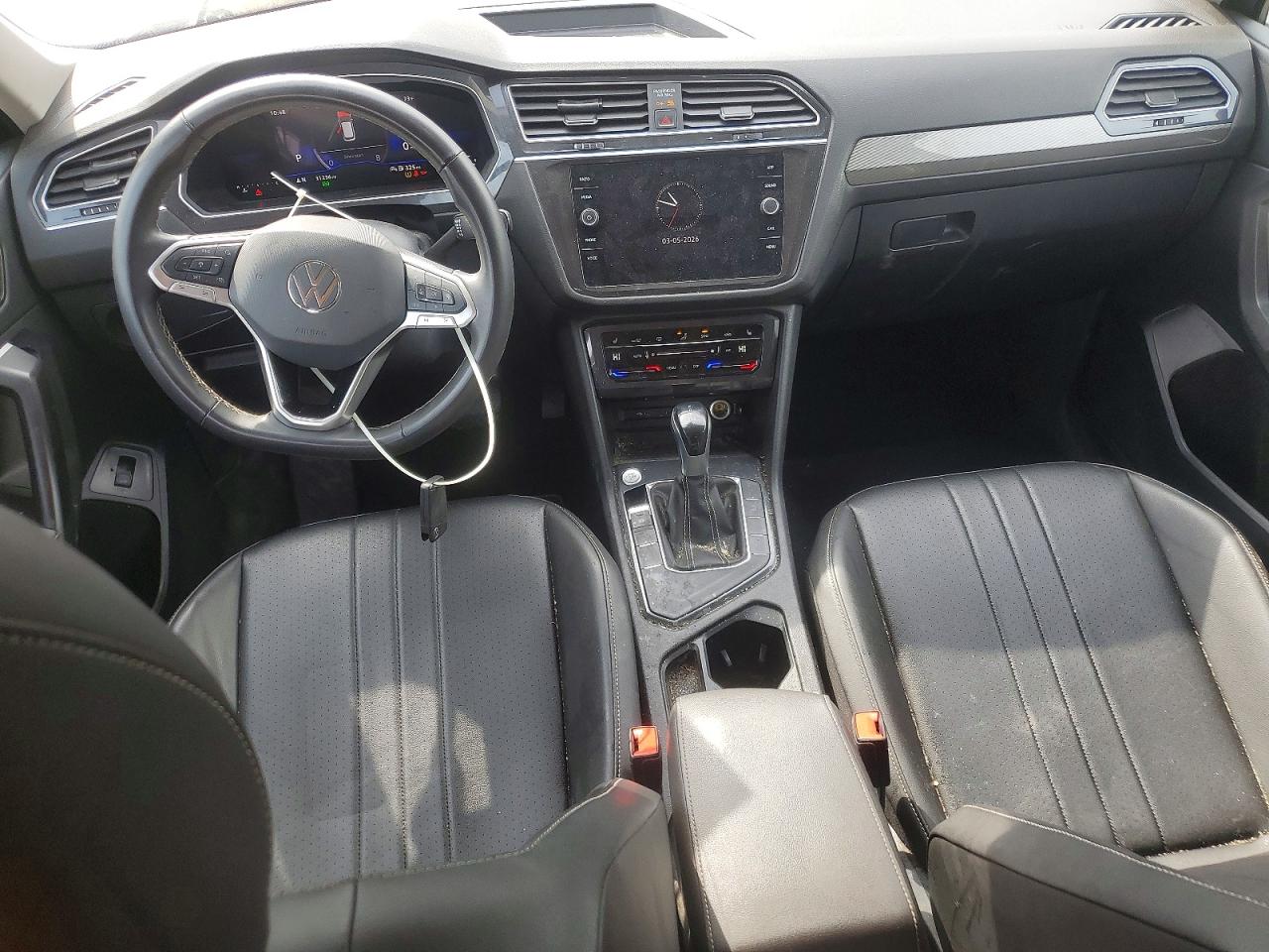 2024 VOLKSWAGEN TIGUAN SE photo 15
