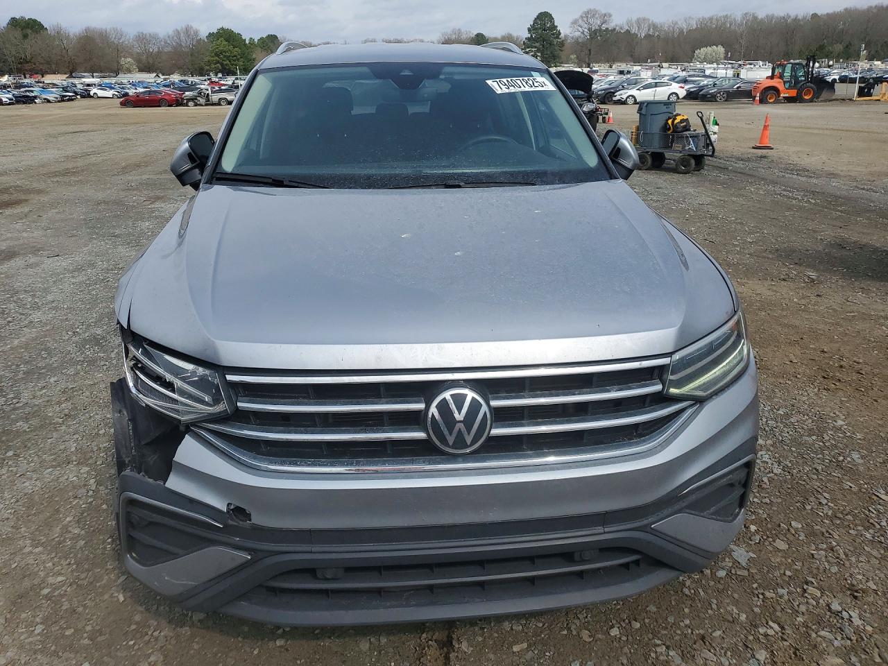 2024 VOLKSWAGEN TIGUAN SE photo 9