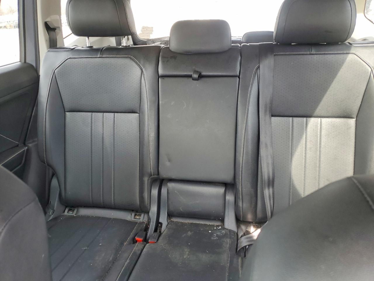 2024 VOLKSWAGEN TIGUAN SE photo 19