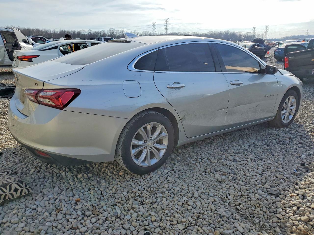2020 CHEVROLET MALIBU LT photo 5