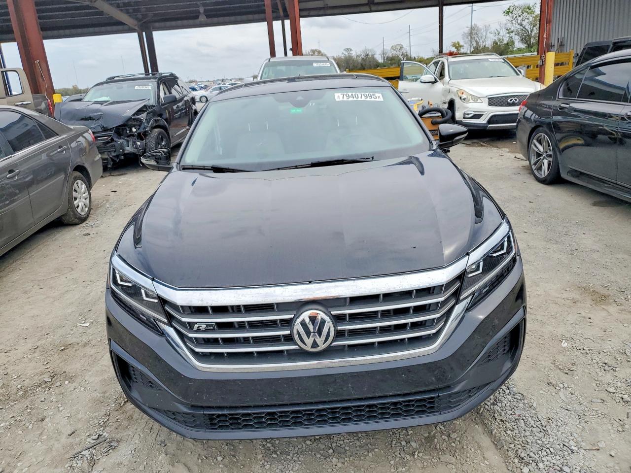 2020 VOLKSWAGEN PASSAT R-LINE photo 9