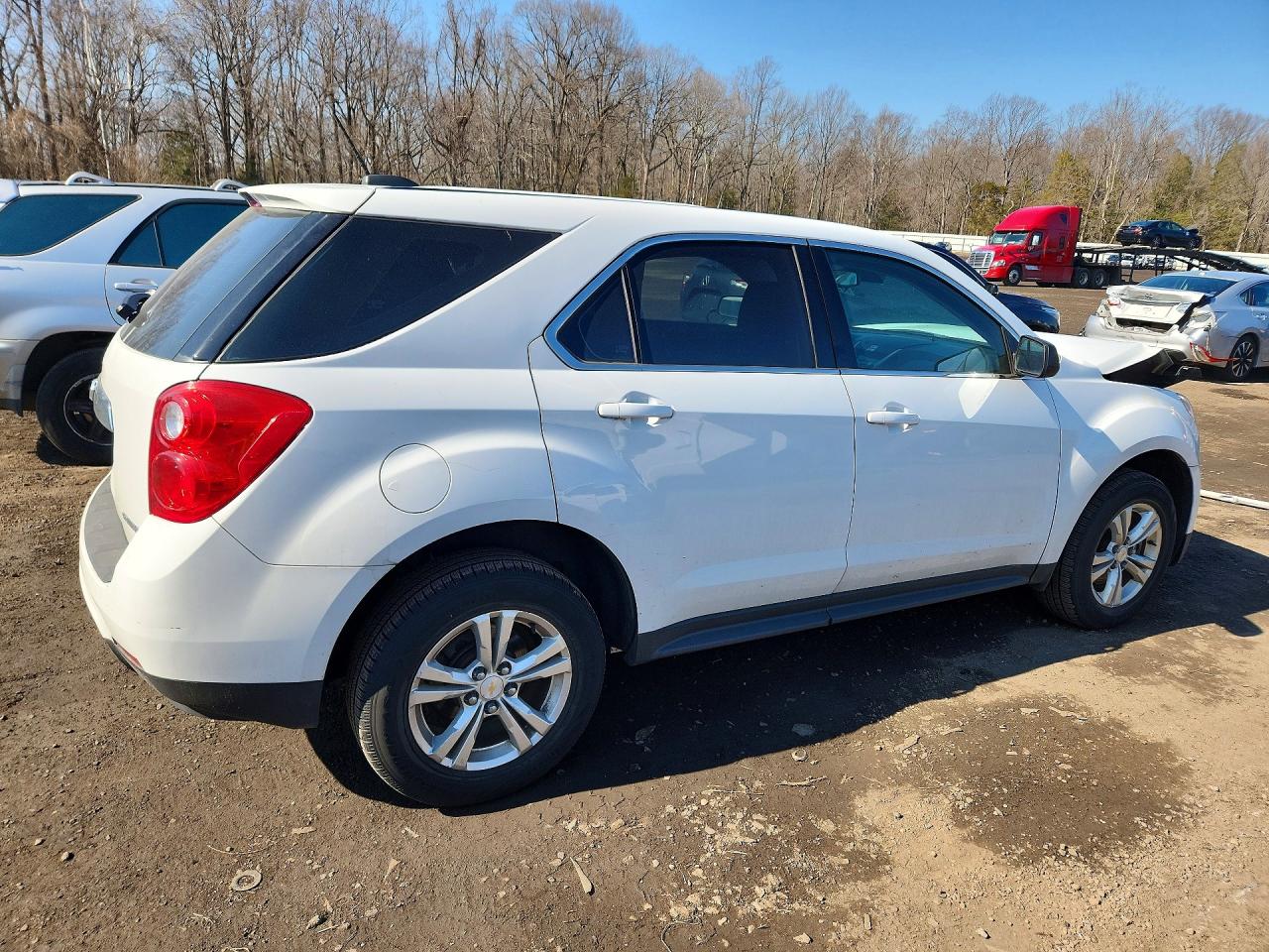 2015 CHEVROLET EQUINOX LS photo 3