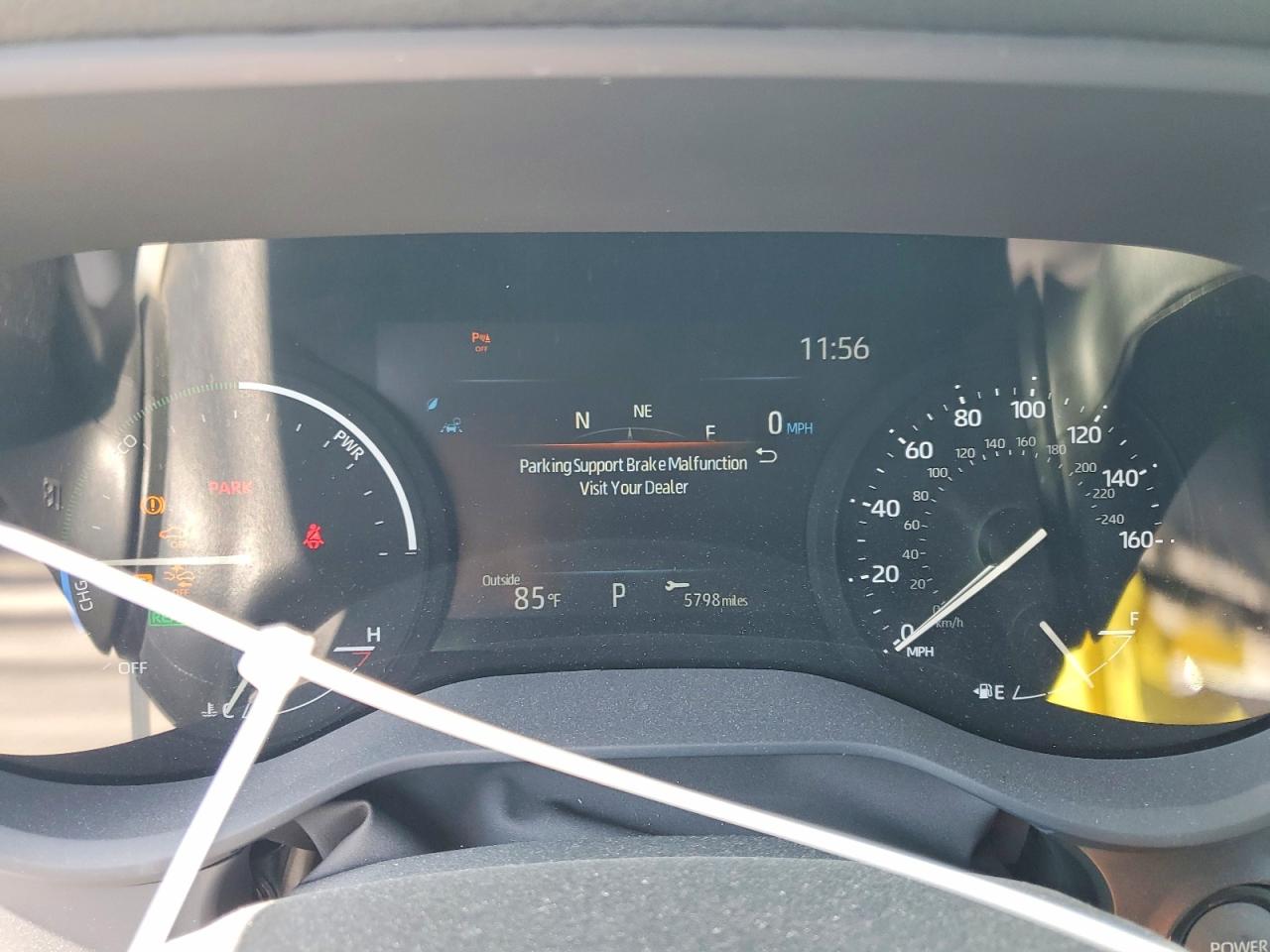 2025 TOYOTA SIENNA XLE 7-PASSENGER photo 9