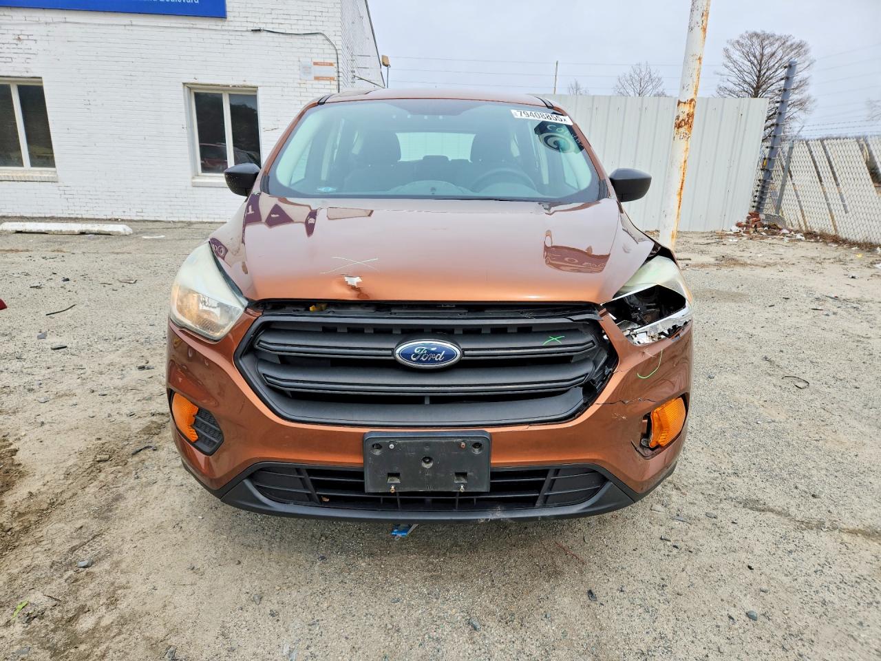2017 FORD ESCAPE S photo 5