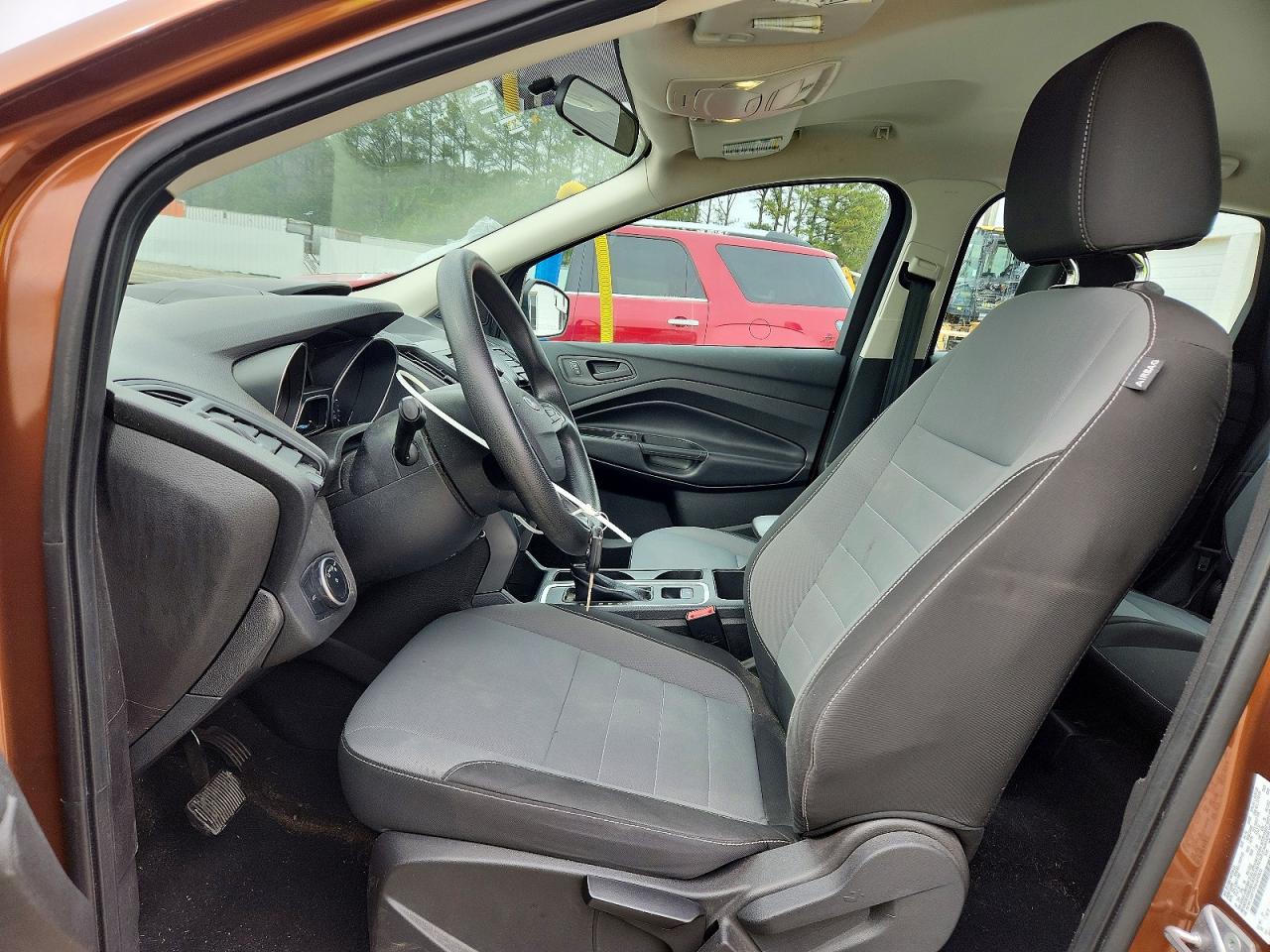 2017 FORD ESCAPE S photo 7
