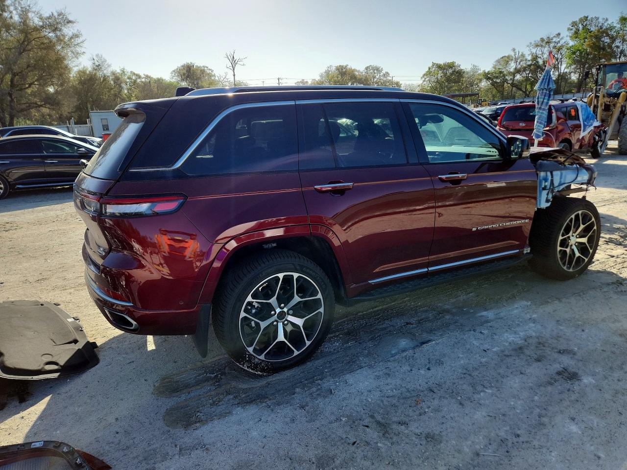 2022 JEEP GRAND CHEROKEE SUMMIT 4XE photo 3