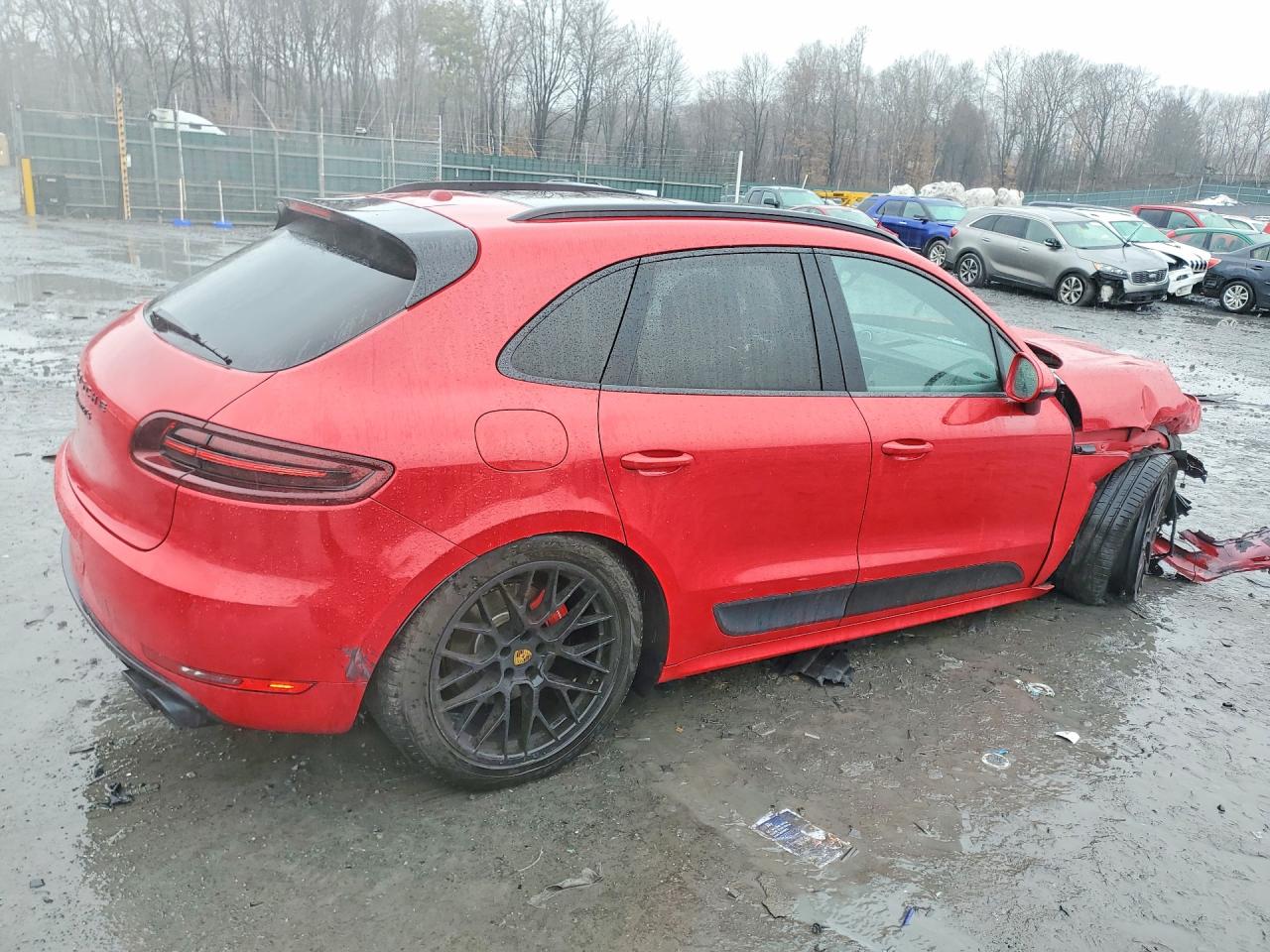 2017 PORSCHE MACAN GTS photo 3