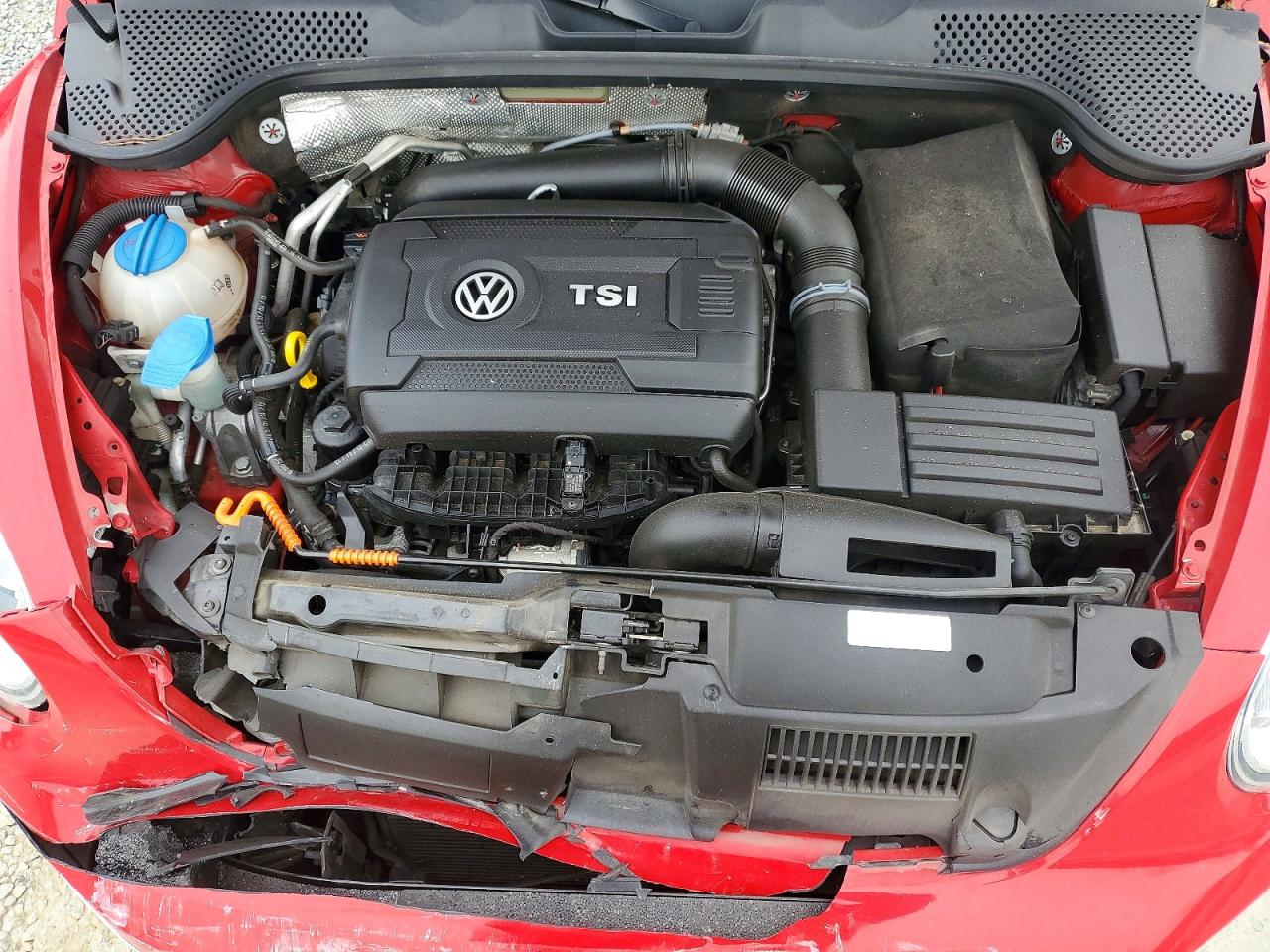 2013 VOLKSWAGEN BEETLE TURBO photo 11