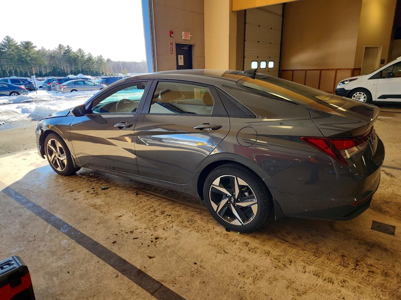 2023 HYUNDAI ELANTRA SEL photo 3