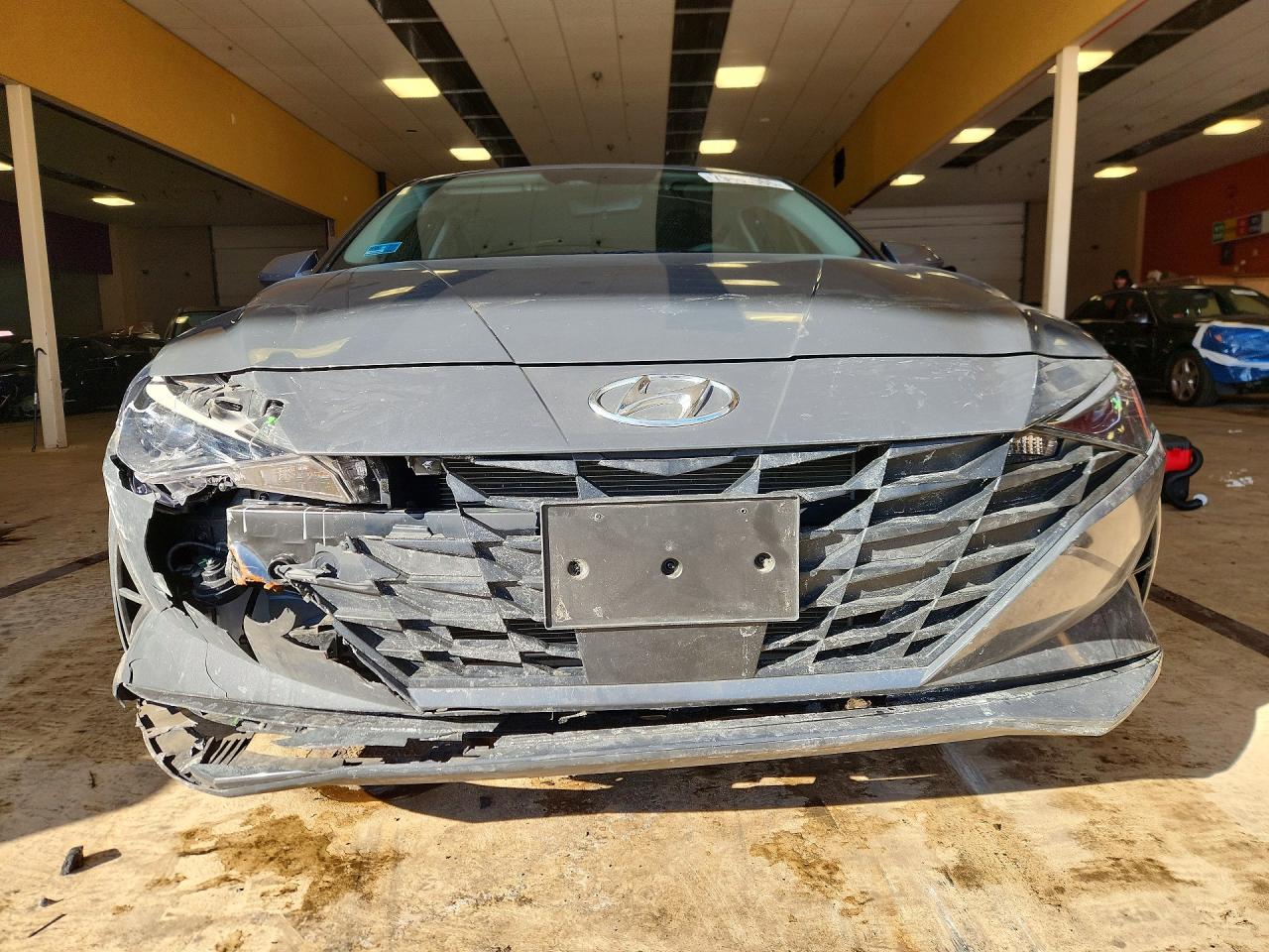 2023 HYUNDAI ELANTRA SEL photo 9