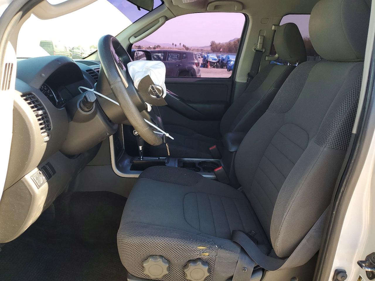 2012 NISSAN PATHFINDER S photo 13