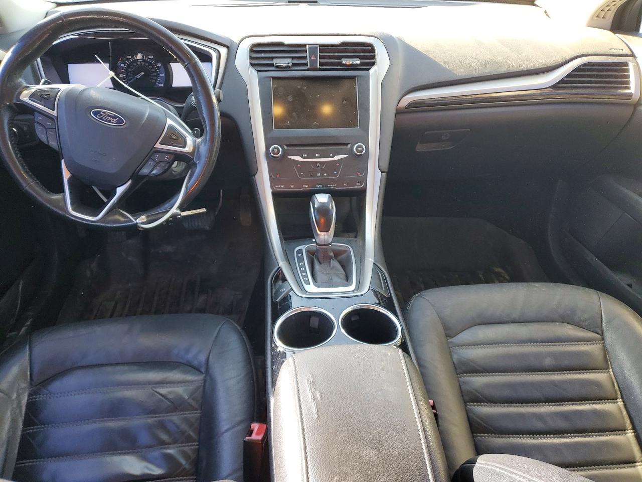 2013 FORD FUSION SE photo 8