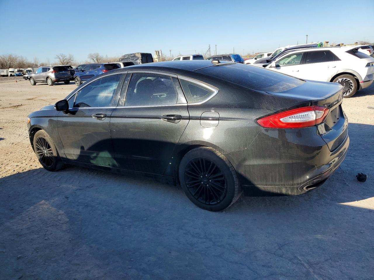 2013 FORD FUSION SE photo 2