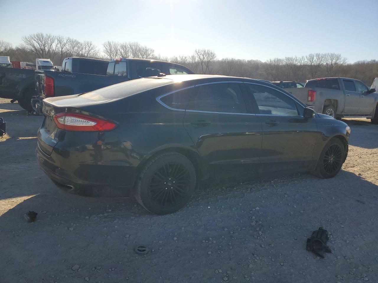 2013 FORD FUSION SE photo 3