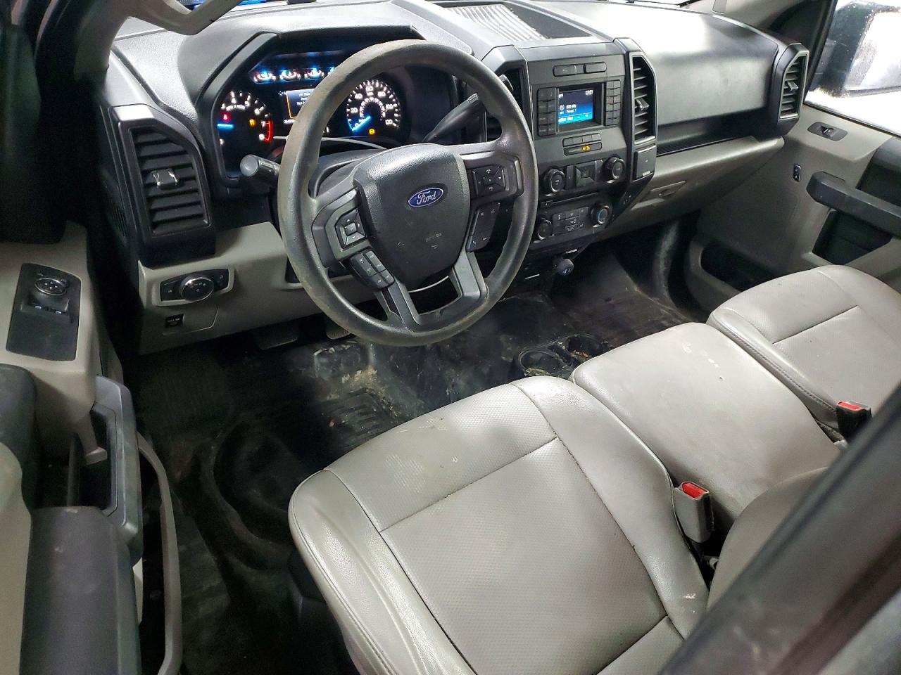 2017 FORD F150 photo 8