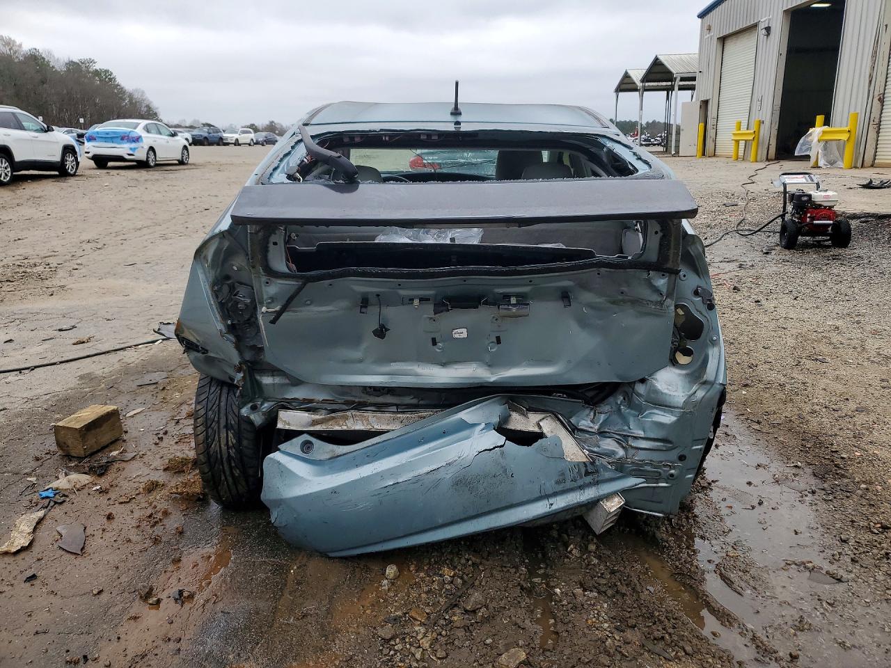 2013 TOYOTA PRIUS TWO photo 6