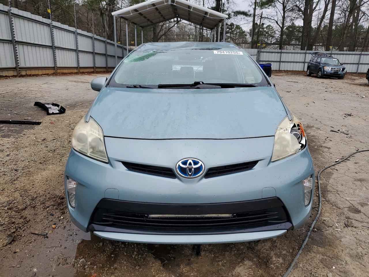 2013 TOYOTA PRIUS TWO photo 5
