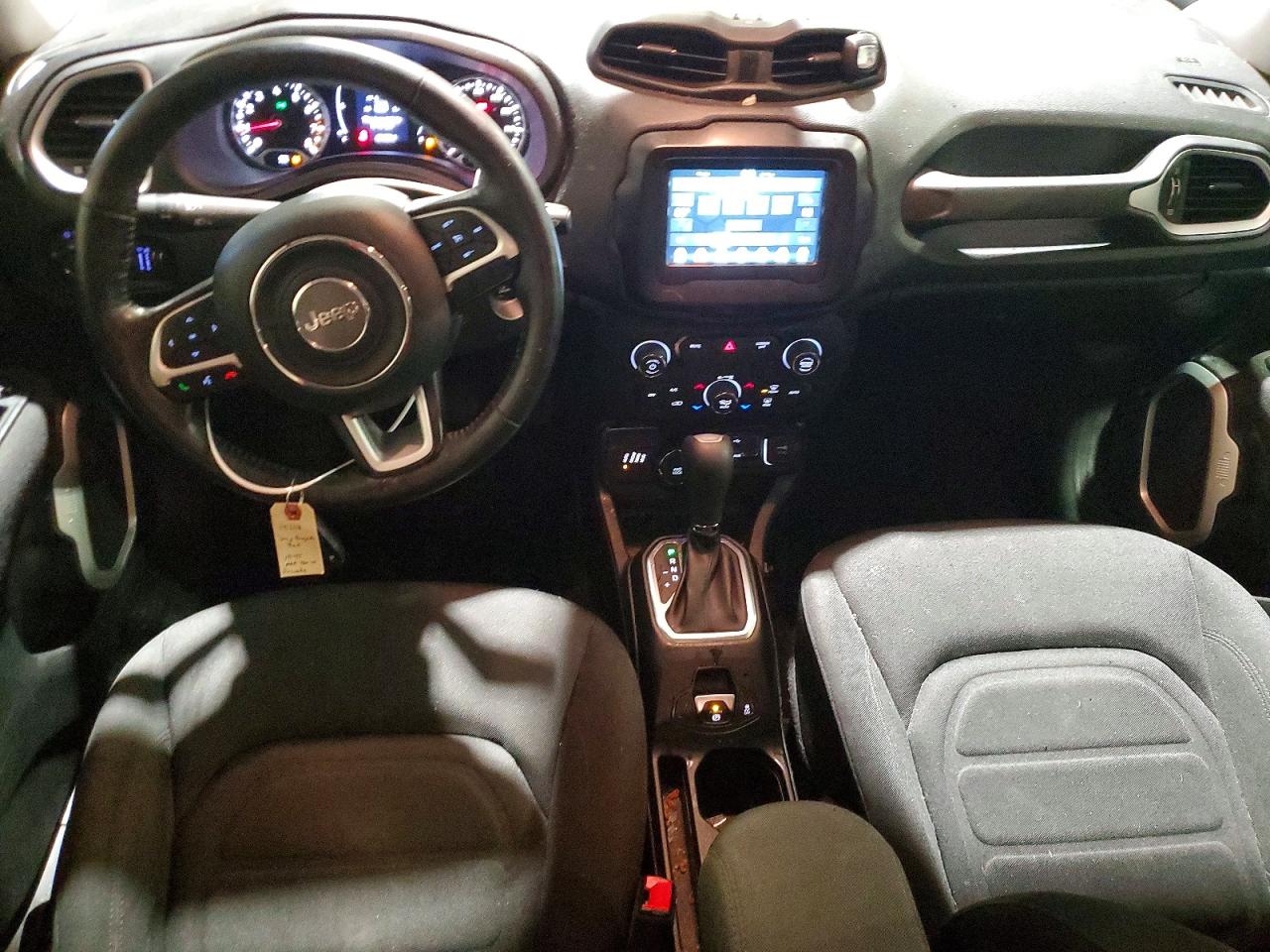 2019 JEEP RENEGADE LATITUDE photo 8