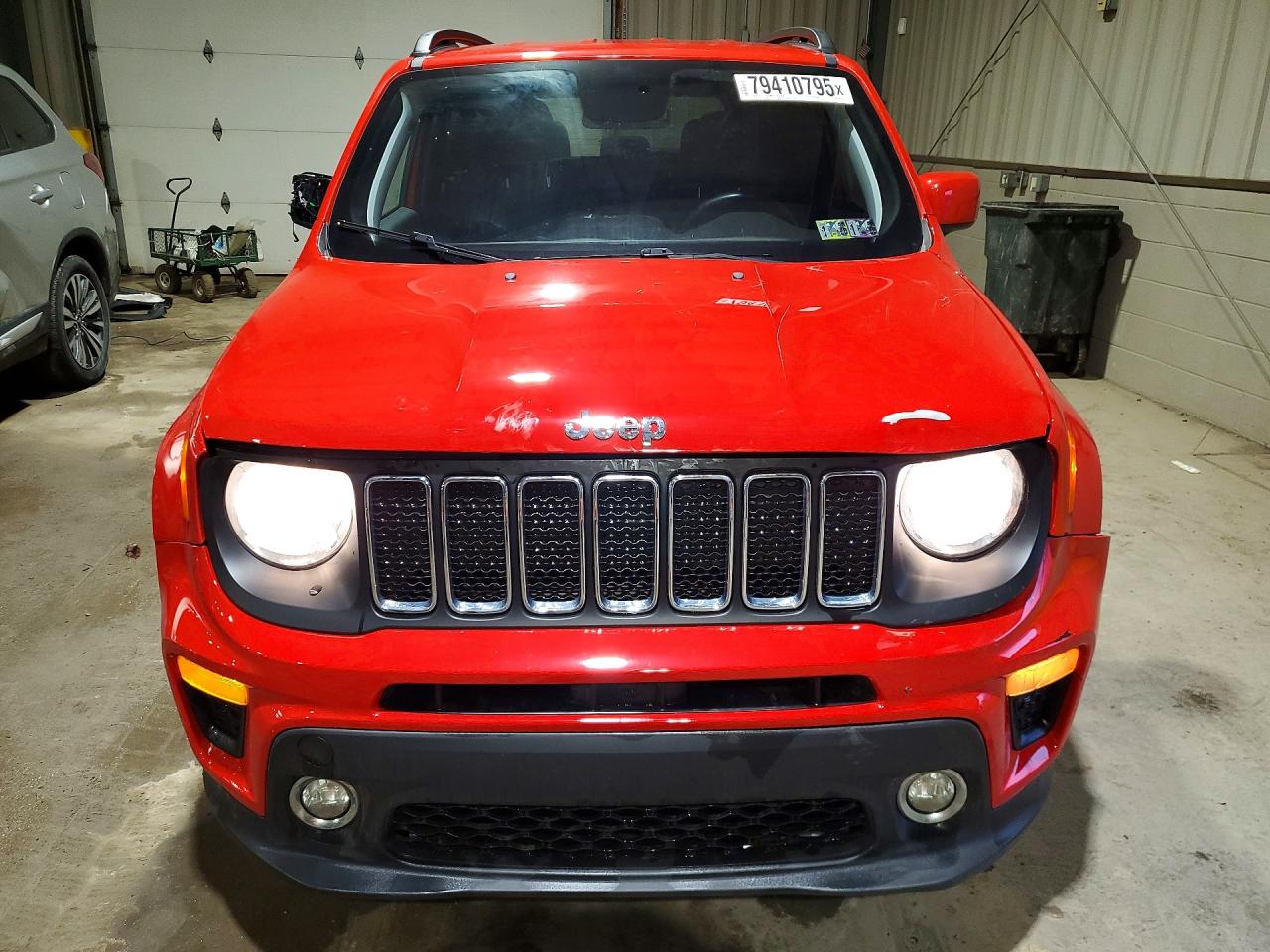 2019 JEEP RENEGADE LATITUDE photo 5