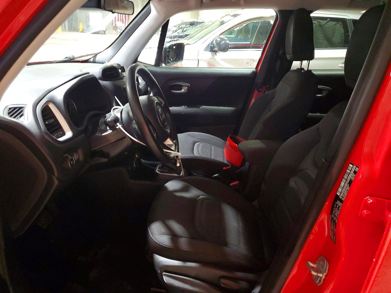 2019 JEEP RENEGADE LATITUDE photo 7