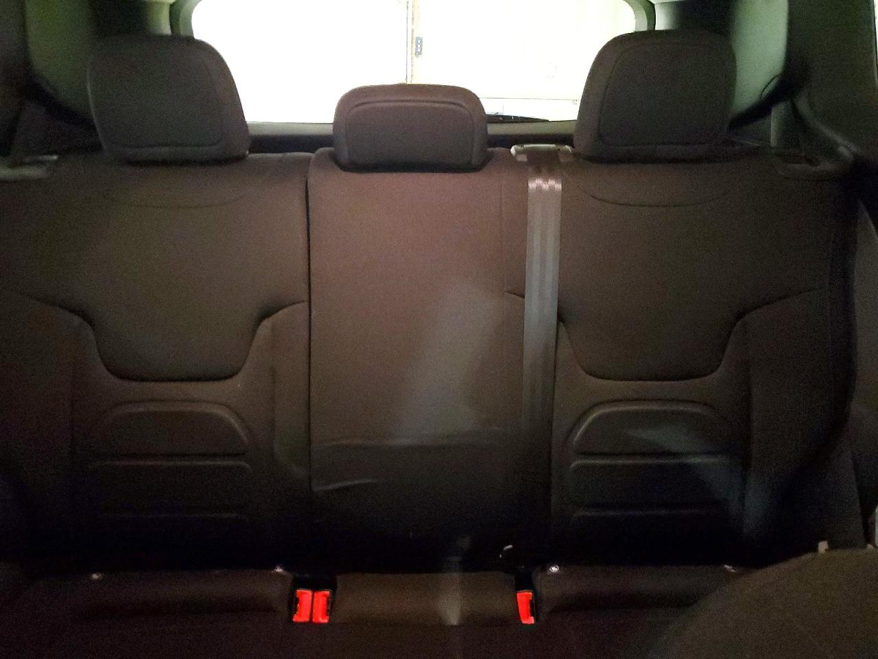 2019 JEEP RENEGADE LATITUDE photo 10