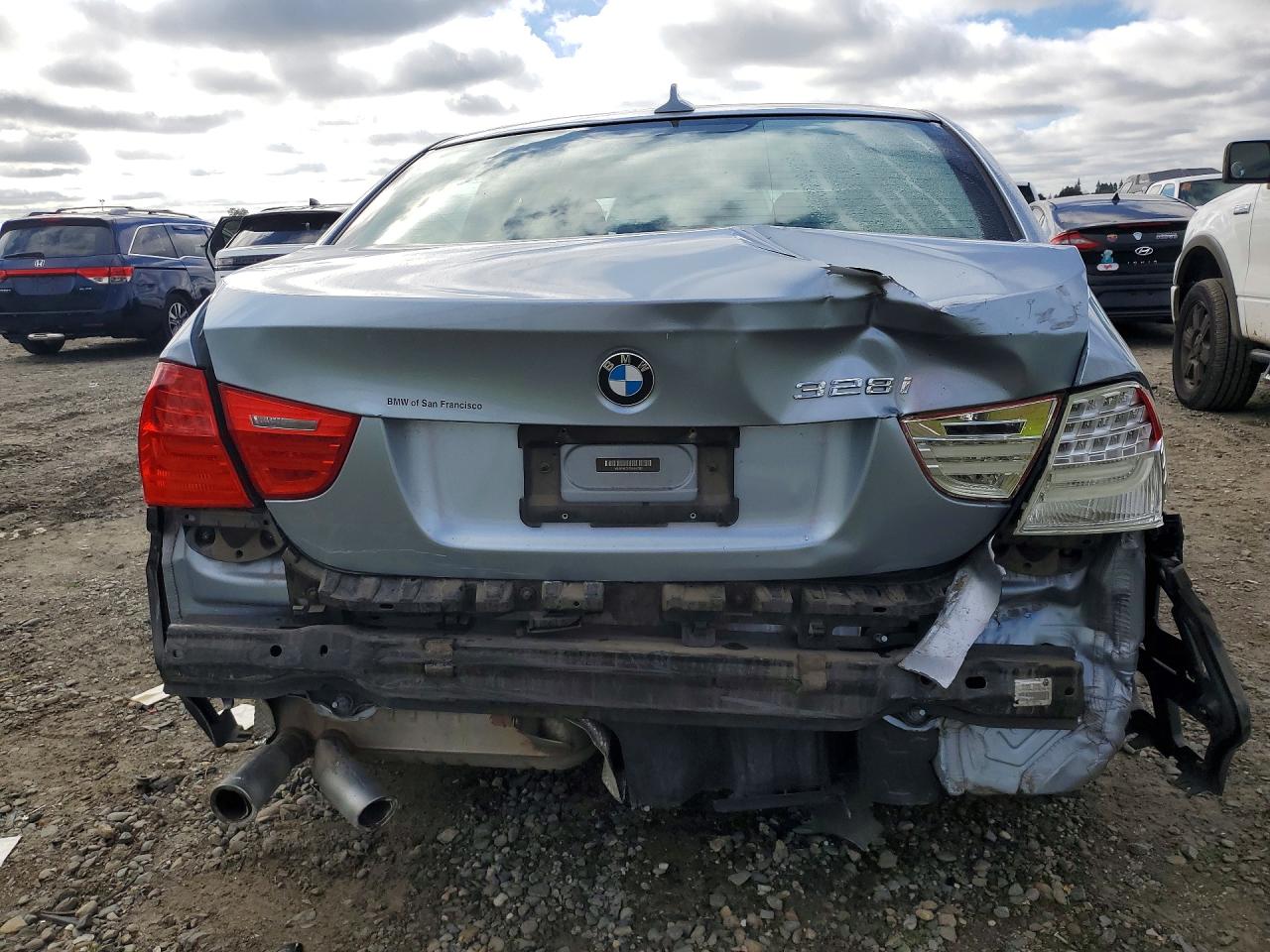 2011 BMW 328 I SULEV photo 16